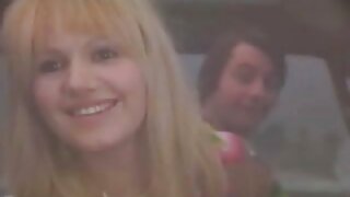 Schattige blonde mei ...